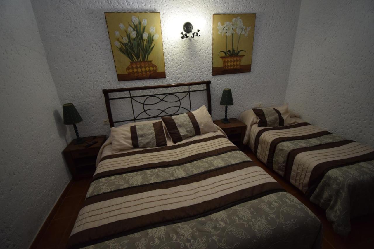Apartamentos Horno Y Casa De Dulce Purullena Extérieur photo
