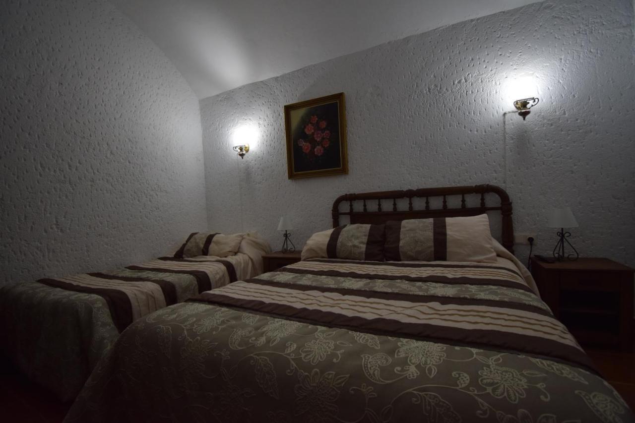 Apartamentos Horno Y Casa De Dulce Purullena Extérieur photo
