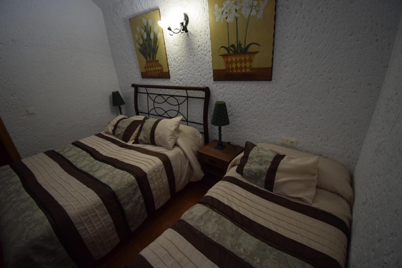 Apartamentos Horno Y Casa De Dulce Purullena Extérieur photo