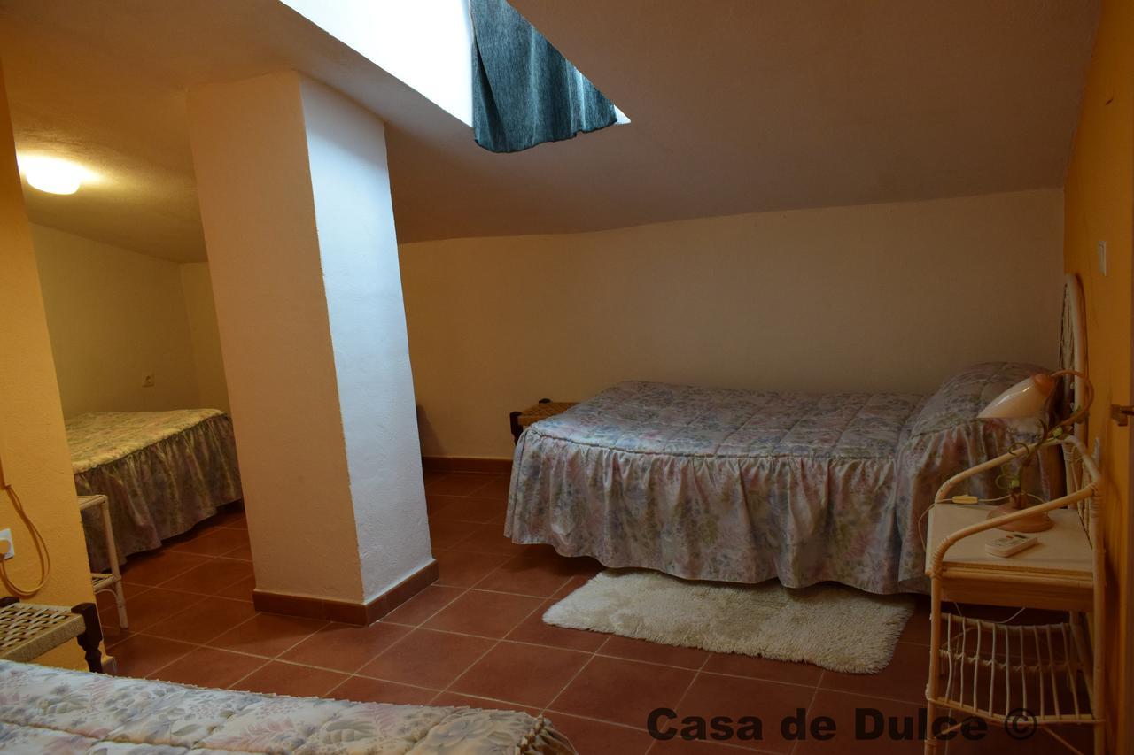 Apartamentos Horno Y Casa De Dulce Purullena Extérieur photo