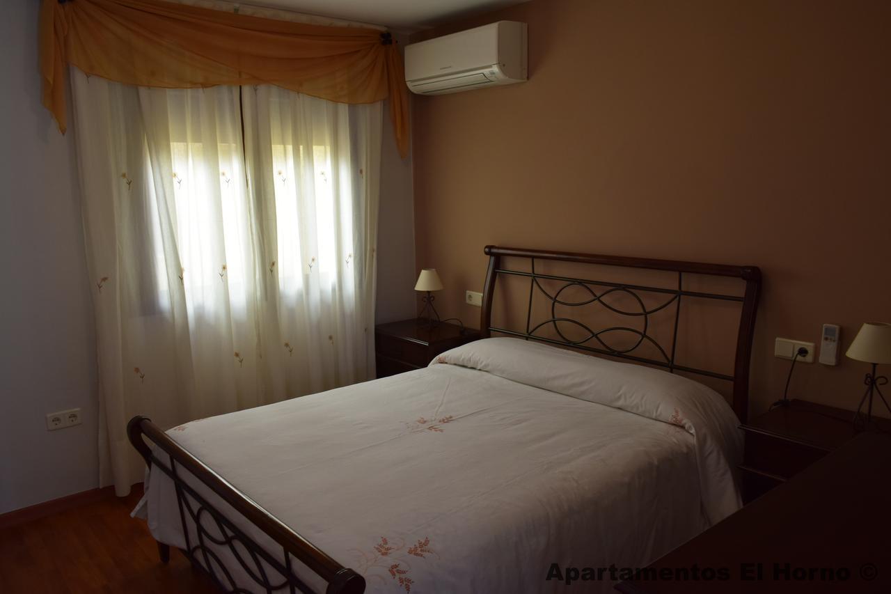 Apartamentos Horno Y Casa De Dulce Purullena Extérieur photo